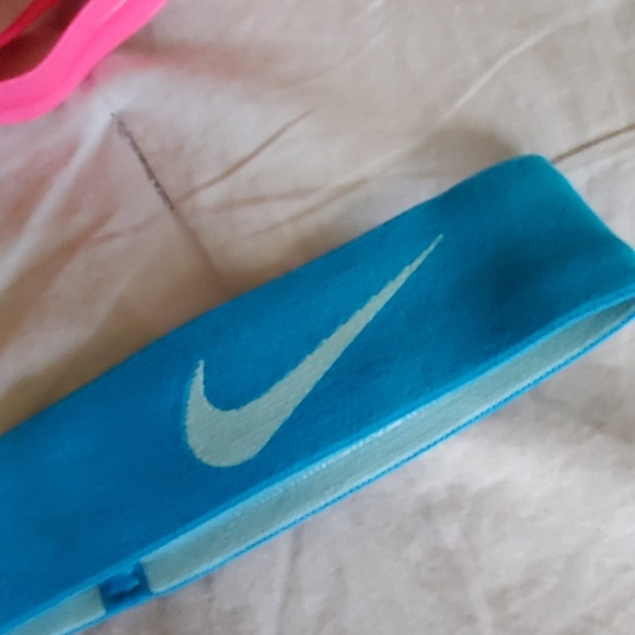 NEW Nike headband bundle - Picture 7 of 8